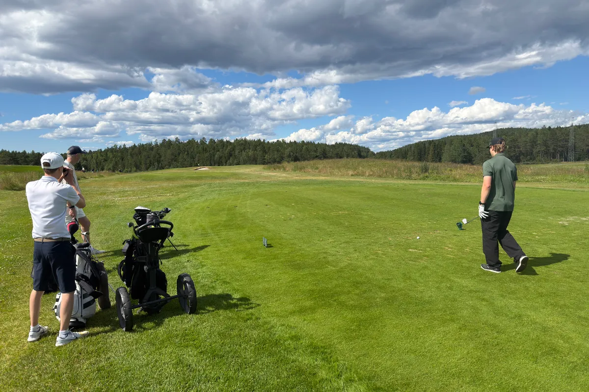 Golf hole 8