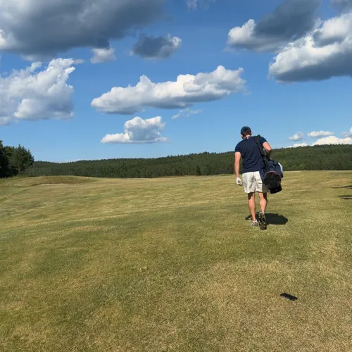 Iver walking away from his phone